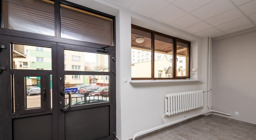 Świetny lokal w centrum miasta z własną rampą - zdjęcie 5