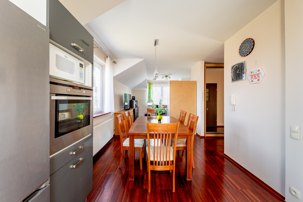 Dom z 2 niezależnymi lokalami | 185m² | Pabianice - zdjęcie 4
