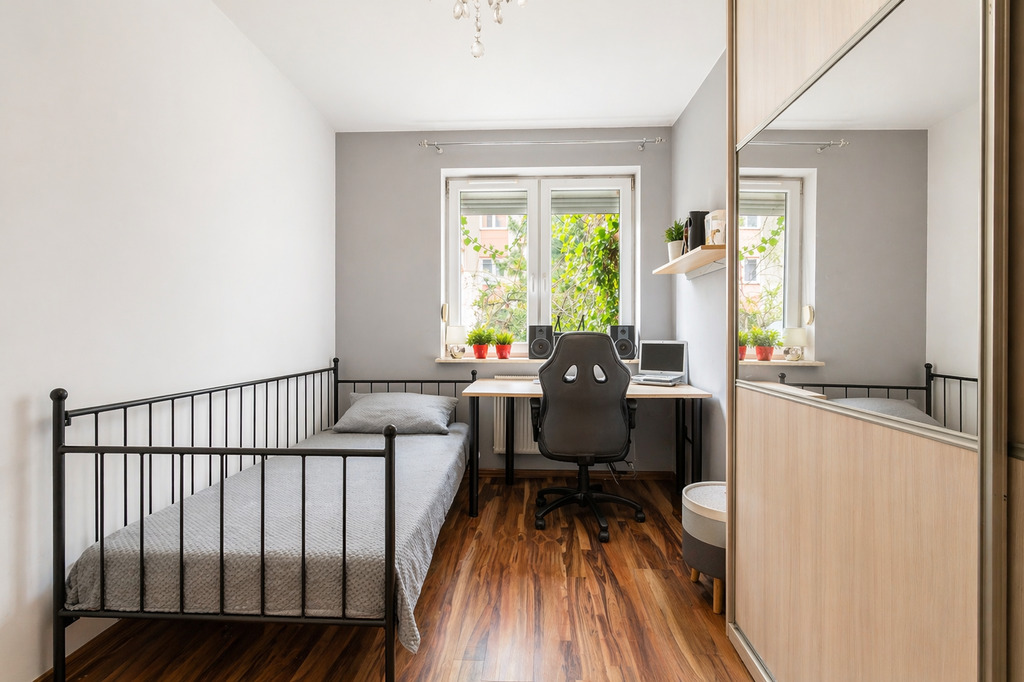 3 pokoje z ogrodem 110m2 w centrum Radzymina - zdjęcie 5
