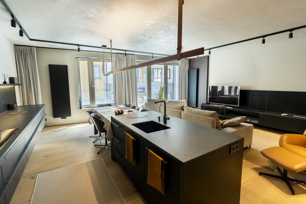 Prestiżowy Apartament na Starym Mieście Patio 100m - zdjęcie 2