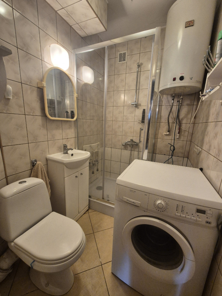3 - pokojowe mieszkanie w Mińsku - zdjęcie 5