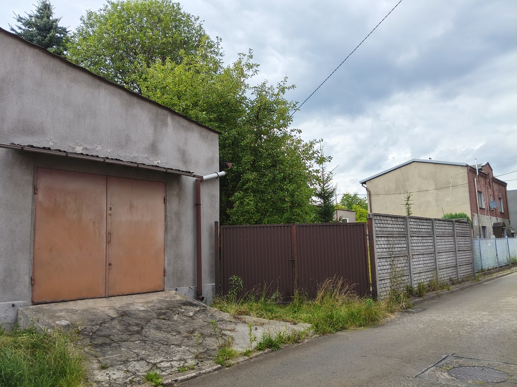 Kamienica ,200 m2 na działce 400 m2 w Piekarach Śl - zdjęcie 2