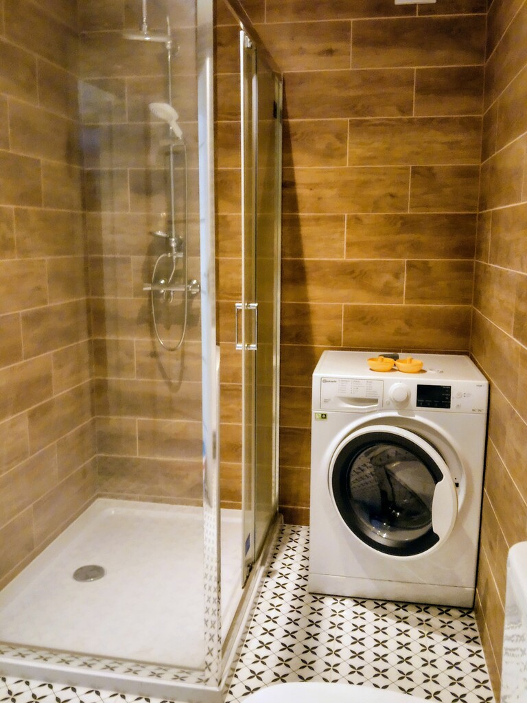 Kamienica ,200 m2 na działce 400 m2 w Piekarach Śl - zdjęcie 5